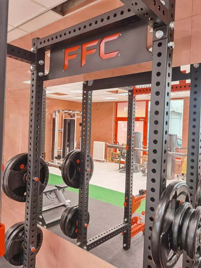 Power rack za trening snage u FFC studiju Rakovica